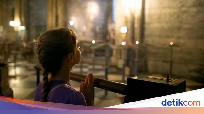 20+ Lagu Rohani Katolik yang Meneduhkan Hati Lengkap dengan Liriknya