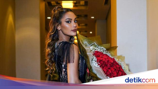 DJ Panda Ancam Hancurkan Karir Erika Carlina Via Grup WA Isi 500 Orang