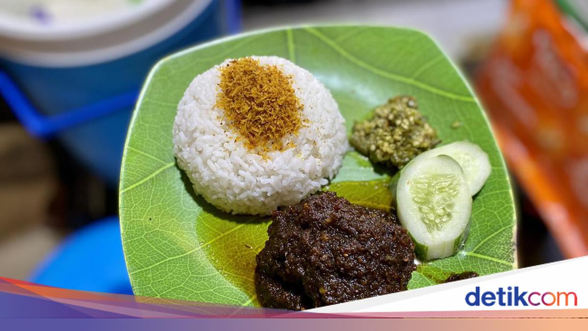 7 Nasi Bebek Madura Terenak di Jakarta Timur, Bumbu Hitamnya Bikin Nagih!