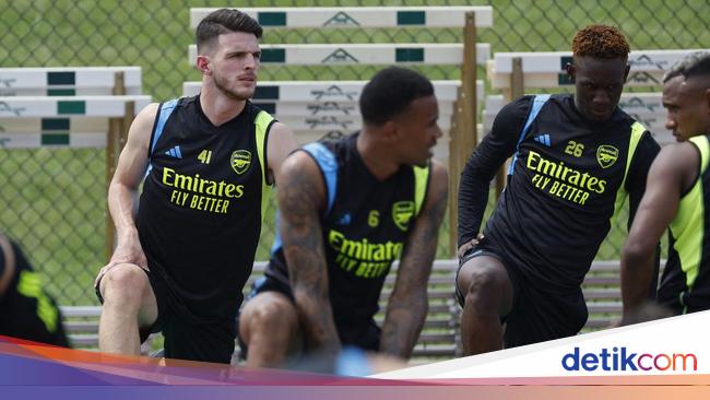 Promising new midfield trio tested in Arsenal’s trial against Manchester United