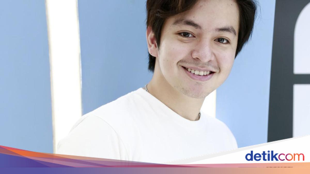 18 Film yang Dibintangi Angga Yunanda dari Romantis hingga Horor
