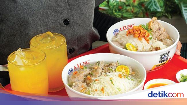 Sosok Pemilik Baso A Fung Yang Gerainya Di Bandara Ngurah Rai Terancam