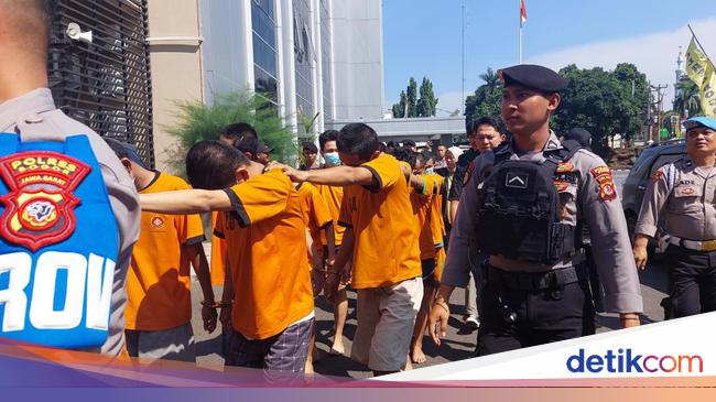 Polres Metro Depok Tangkap 6 Pengedar Narkoba, 78,657 Kg Ganja Diamankan