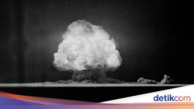 The Impact of the Trinity Nuclear Test: Fallout and Reach