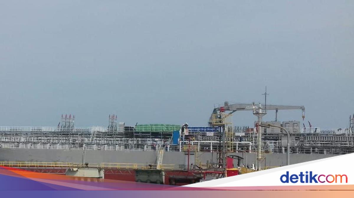 Perdana, Pertamina Pasok 2.000 MT Methanol ke Pabrik di Merak