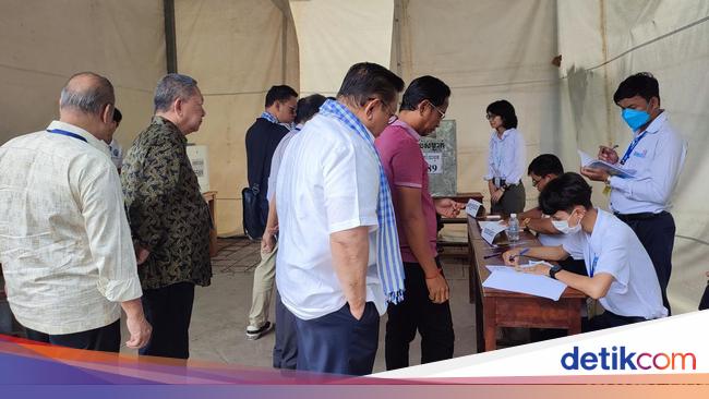 Monitoring the Election Process in Cambodia: Insights from Agung Laksono and the CAPDI Delegation