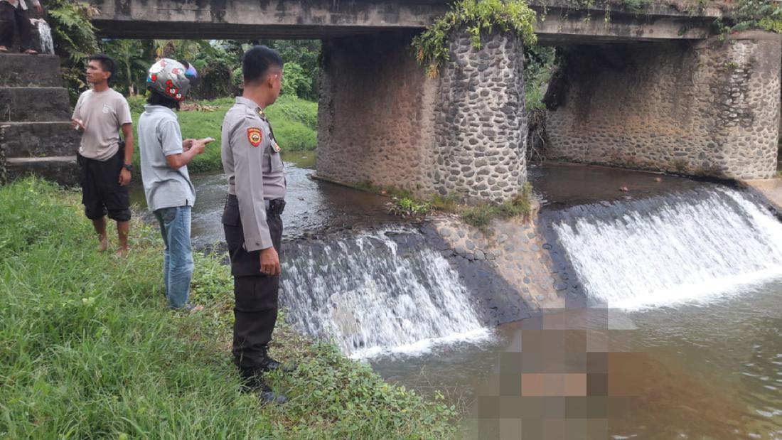 Geger Mayat Wanita Tanpa Busana Ditemukan Mengambang Di Bawah Jembatan ...