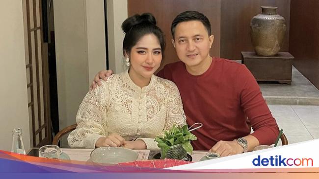 Former Badminton Athlete Ricky Subagja Marries Woman 26 Years Younger: Their Unique Love Story