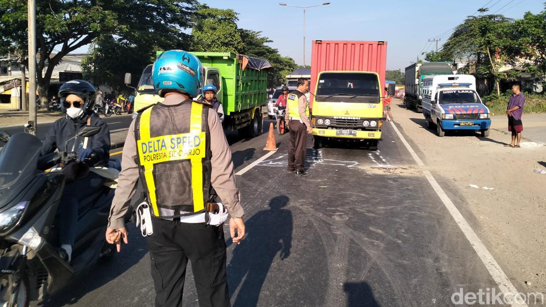 Detik-detik Siswa SMK Di Sidoarjo Tewas Terlindas Truk Usai Gagal Nyalip