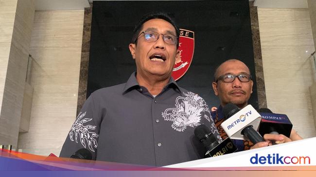 Tahan Kades Kohod, Polri Pastikan Usut Tuntas Kasus Pagar Laut Tangerang