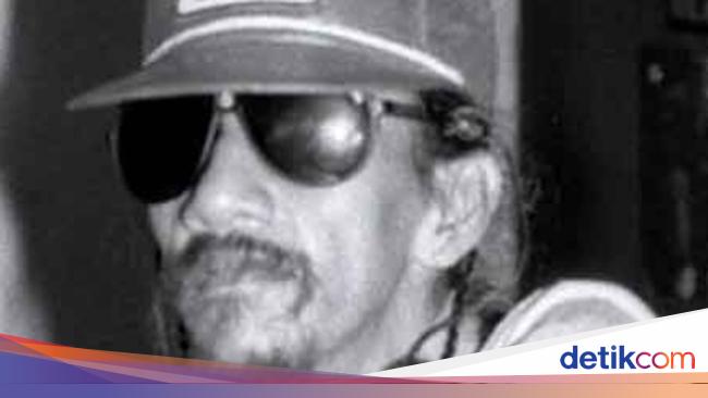 Lirik Lagu Gebyar Gebyar Ciptaan Musisi Legendaris Gombloh serta Maknanya Lirik Lagu Gebyar Gebyar Ciptaan Musisi Legendaris Gombloh serta Maknanya