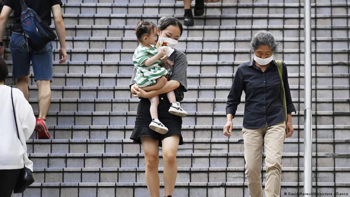 Ngeri! Populasi Warga Jepang Terus Menyusut, Jumlah Bayi yang Lahir Makin Dikit