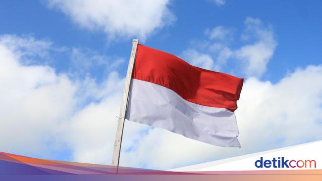 Warga Usul Lagu Indonesia Raya Juga Diputar di Sekolah-Supermarket