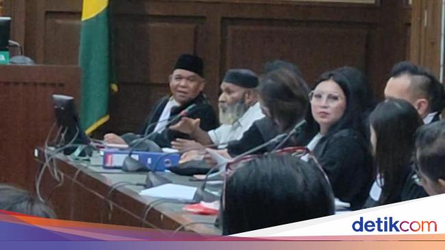 Nada Tinggi Lukas Enembe Bilang Paling Jujur di Papua