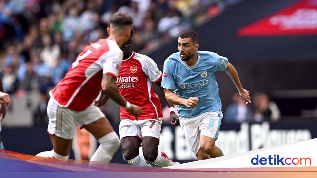 Preview: Arsenal vs Manchester City – Former Star Gael Clichy Predicts Man City Victory