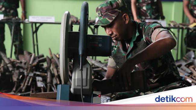 Senjata Rakitan Sisa Perang Dunia II di Maluku Utara Dimusnahkan