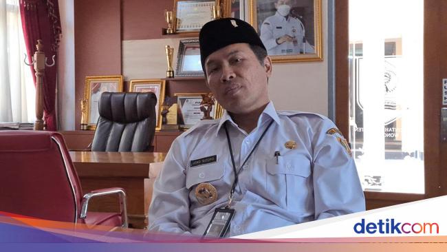 PDIP Legislative Candidate in Wonogiri Sparks Controversy After Insulting Presidential Candidate’s Wife – Video Goes Viral