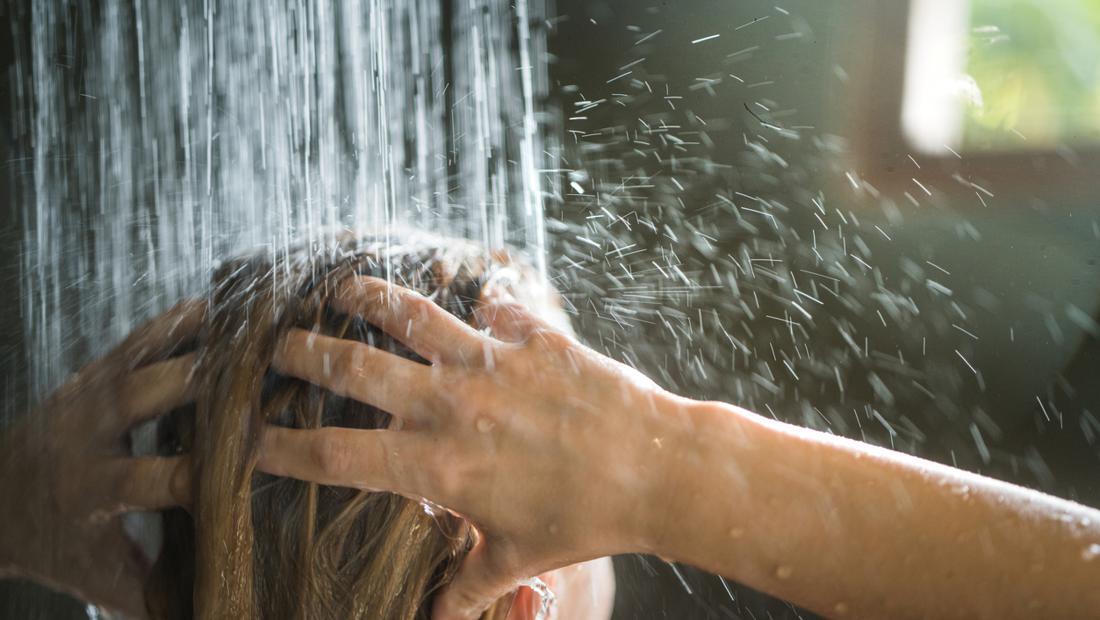 Rambut Lepek, Keramas Setiap Hari, Bolehkah?