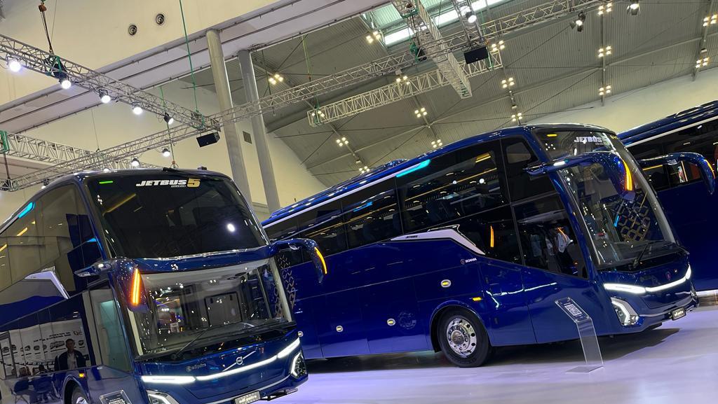 Adiputro Jetbus 5 Meluncur, Tampang Makin Berkelas Dan Modern