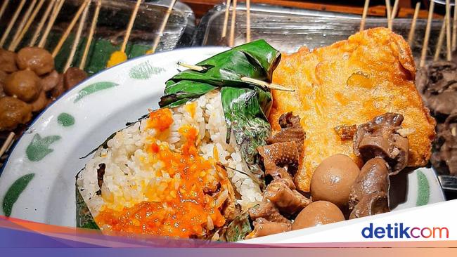 20 Angkringan dengan Menu Murah Meriah Ada di Sini!