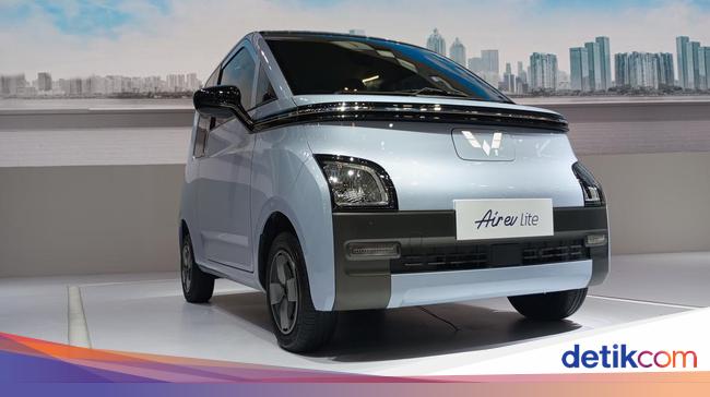 Launching of Wuling Air ev Lite – Cheapest Electric Car in Jakarta at GIIAS 2023