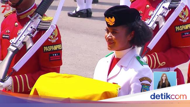 Sosok Lilly Indriani, Putri Papua Pembawa Baki Paskibraka Nasional 2023