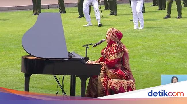 Lirik Lagu Rungkad yang Dinyanyikan Putri Ariani Saat Upacara HUT RI di Istana