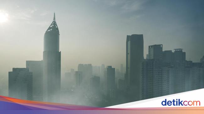 Polusi Udara Halangi Matahari, Bumi Kurang Cahaya dan Makin Redup