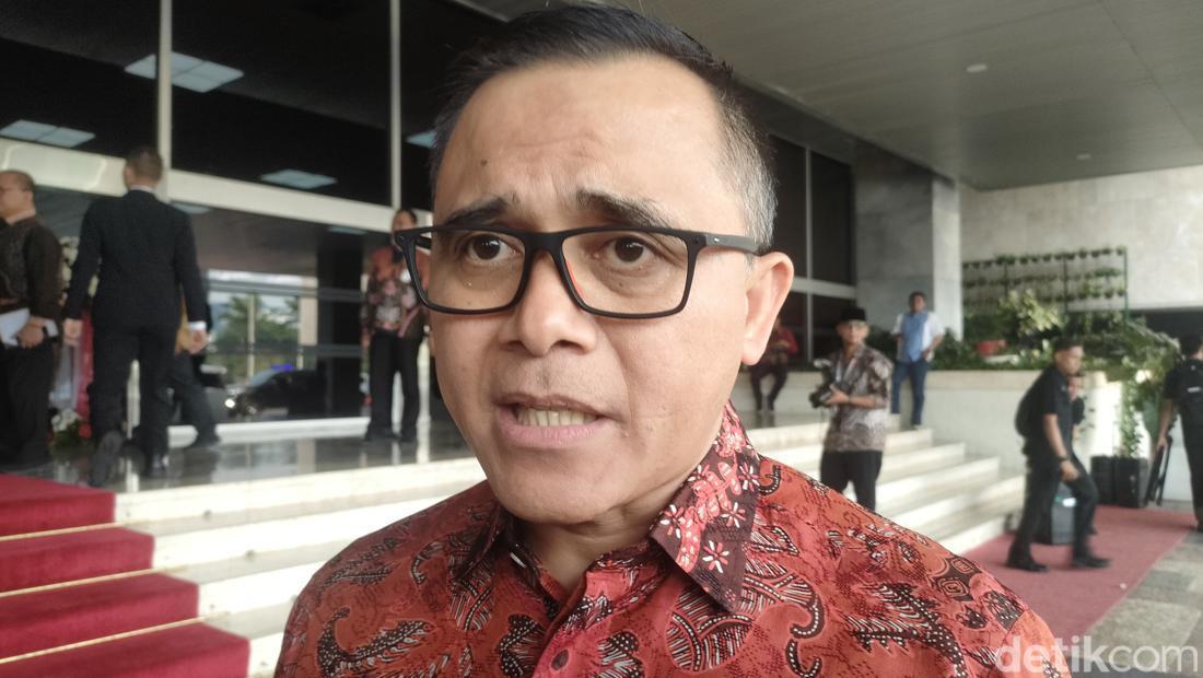 Pemerintah Batal Hapus Tenaga Honorer November 2023, Ini Alasannya