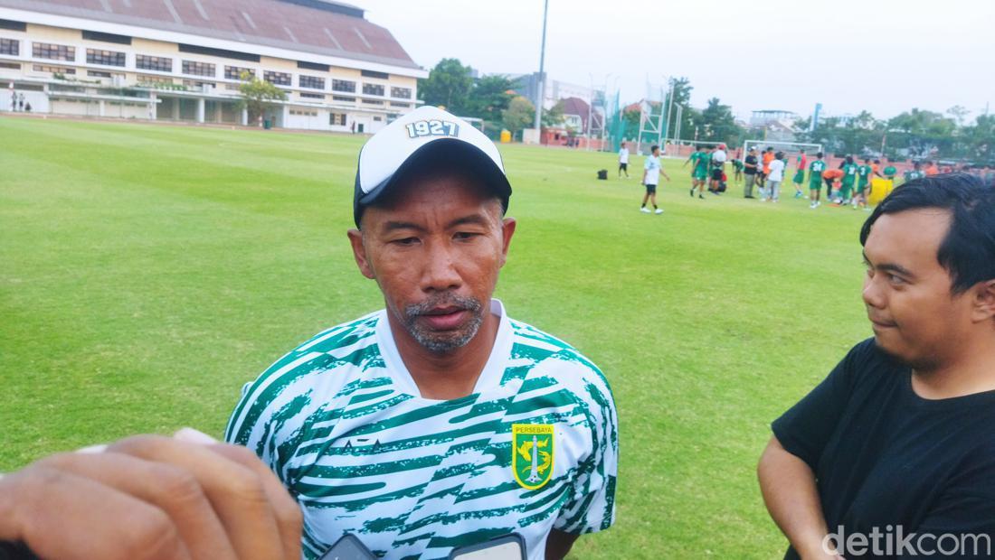 Uston Nawawi Bidik Kemenangan Keempat Persebaya Di Kandang PSS Sleman