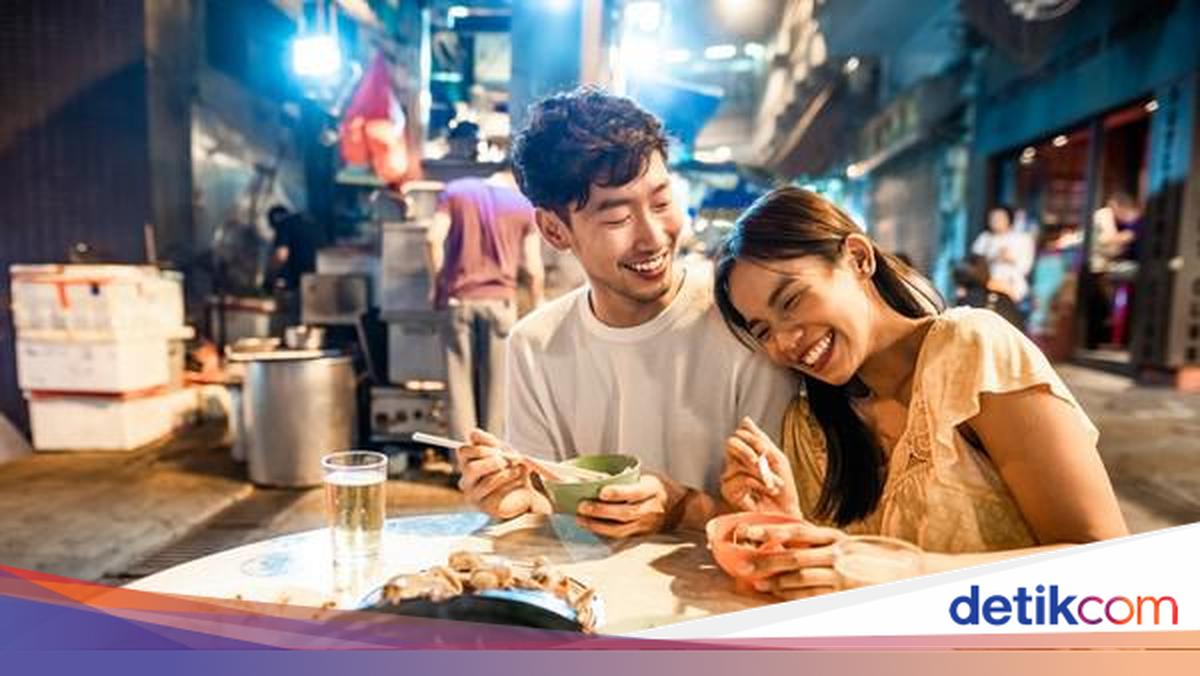Posisi Duduk Saat Makan Bareng Pasangan Ternyata Punya Makna Tersendiri