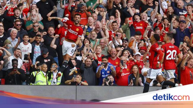 Manchester United Comes from Behind to Beat Nottingham Forest 3-2: Match Highlights and Recap