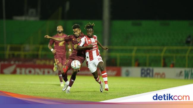 Super League: PSM Makassar Kalahkan Persis Solo dalam Laga 104 Menit dengan 7 Gol