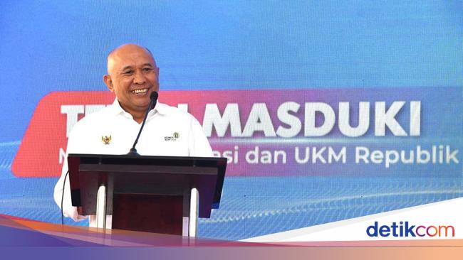 Teten Pilih Naik LRT Jabodebek ke Smesco Dibandingkan Mobil Dinas, Kenapa?