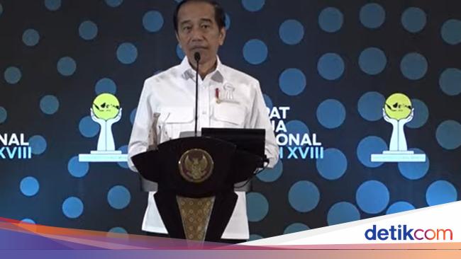 President Jokowi Defends Greater Jakarta LRT Amidst Complaints