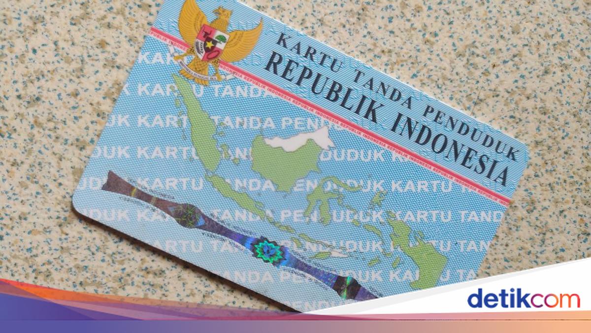 Berapa Jumlah Gelar Nama yang Boleh Dicantumkan di KTP?