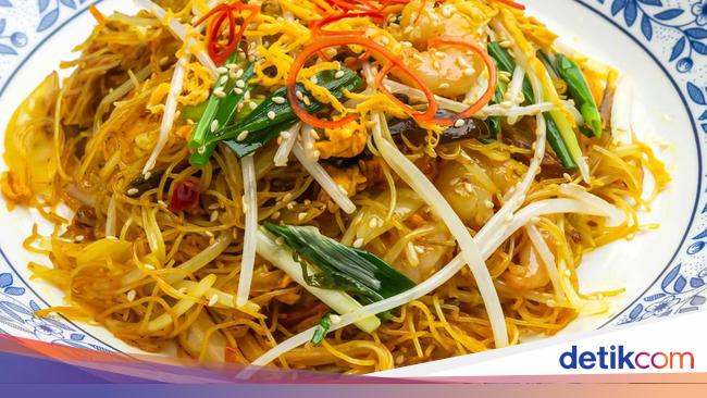 3 Resep Bihun Goreng Populer di Asia yang Gurih Enak