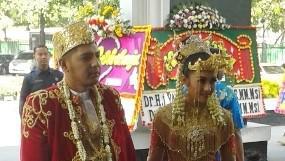 Mengenal Prosesi Pernikahan Adat Betawi, Ramai Meriah Penuh Makna Baik