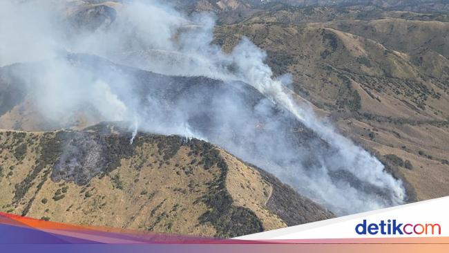 All Fire Hotspots in Bromo, East Java Successfully Extinguished After 6 Days