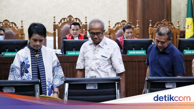 Sidang Tuntutan Terdakwa Kasus Korupsi BTS Irwan dkk Digelar Senin Depan