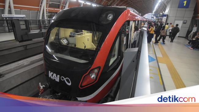 Tarif LRT Jabodebek di Atas Jam 8 Malam Rp 10 Ribu, Penumpang Rela Nunggu