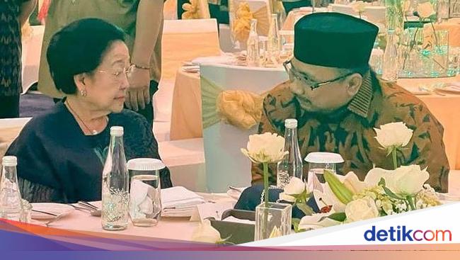 Gus Yaqut Unggah Semeja Megawati Dan Prabowo Ada Bocoran Penting