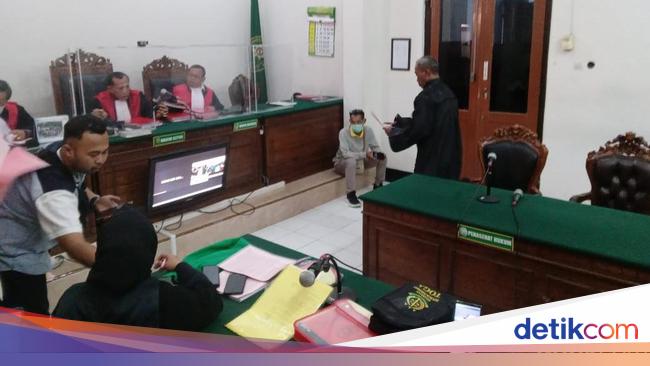 Api Razia Kapolsek Benowo Ditabrak Pemotor Terobos Razia, Pelaku Dituntut 3 Tahun Bui