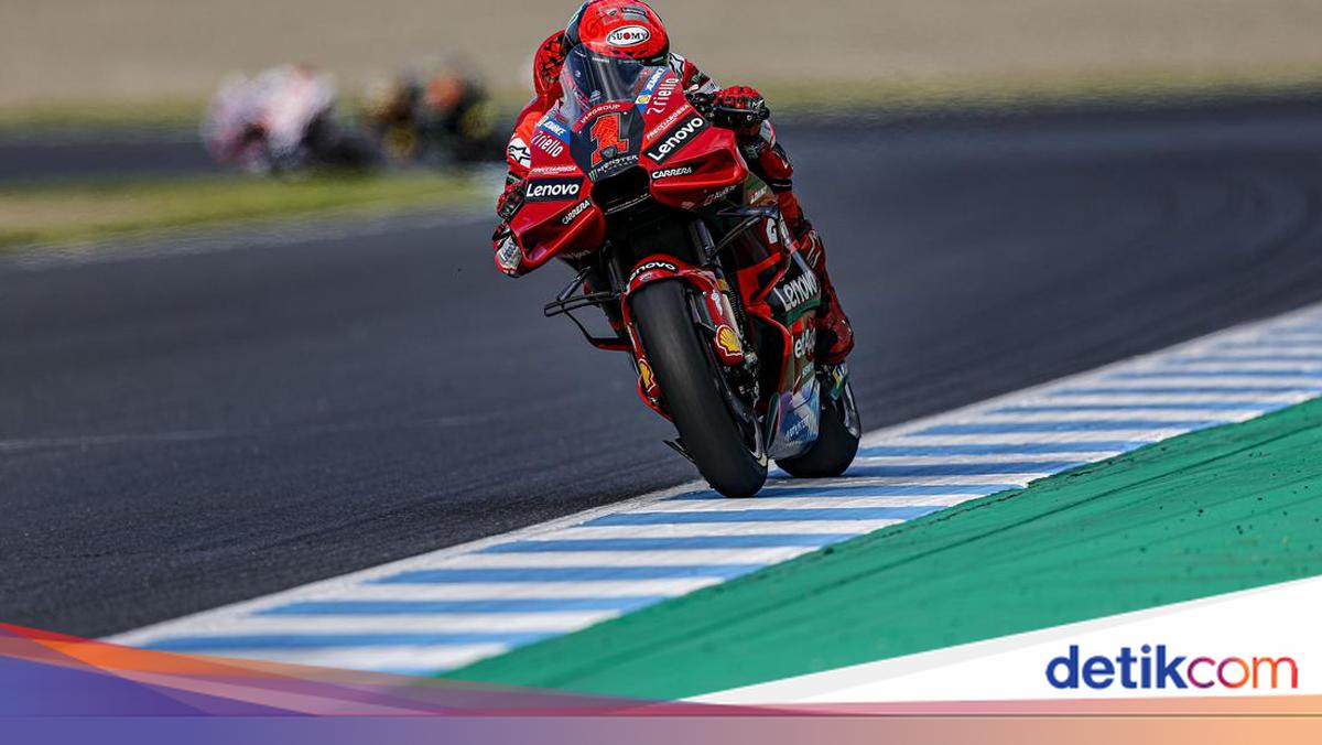 Hasil MotoGP Mandalika 2023: Jorge Martin Crash, Bagnaia Full Senyum!