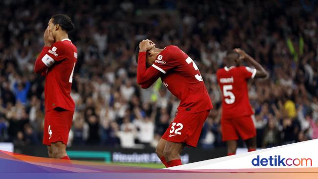 Liverpool’s Unbeatable Start Halted: Vice Captain Trent Alexander-Arnold Discusses Dressing Room Mood After VAR Error