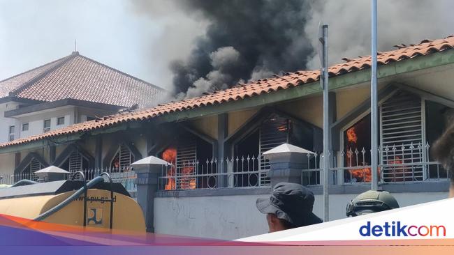 5 Fakta Kebakaran Rsud Dr Slamet Garut Kronologi Hingga 3 Pasien Hilang