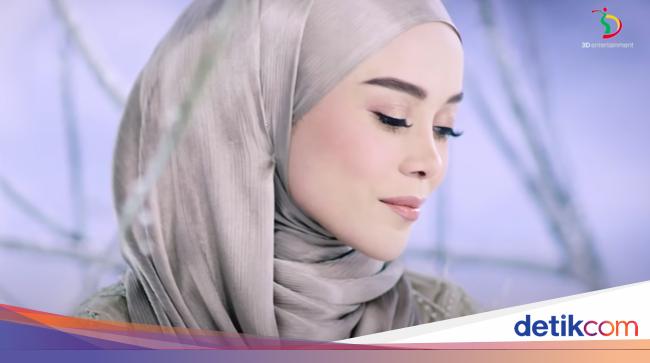 Lirik Lagu Lesti Kejora Berjudul Bukan Cinta Biasa dan Maknanya