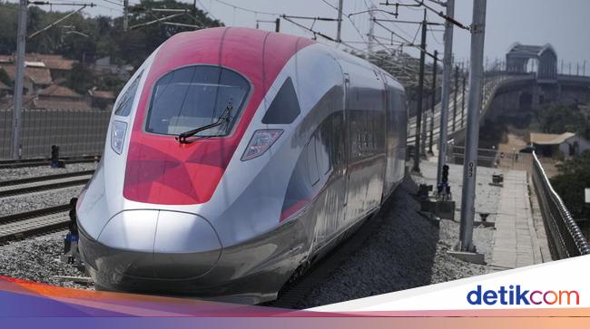 Le ministre des Transports prédit le train rapide Jakarta-Surabaya en 3,5 heures : c’est notre obsession