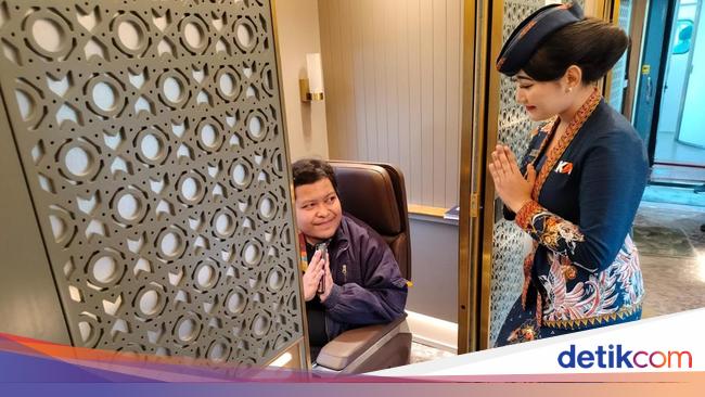 Jakarta’s Suite Class Compartment Train: Luxury and Comfort for Upper Class Travelers