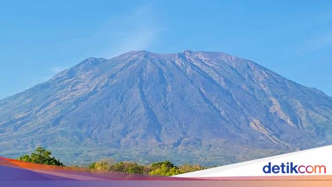 Wanita Asal Slovakia Jatuh Saat Naik Gunung Agung Tengah Malam